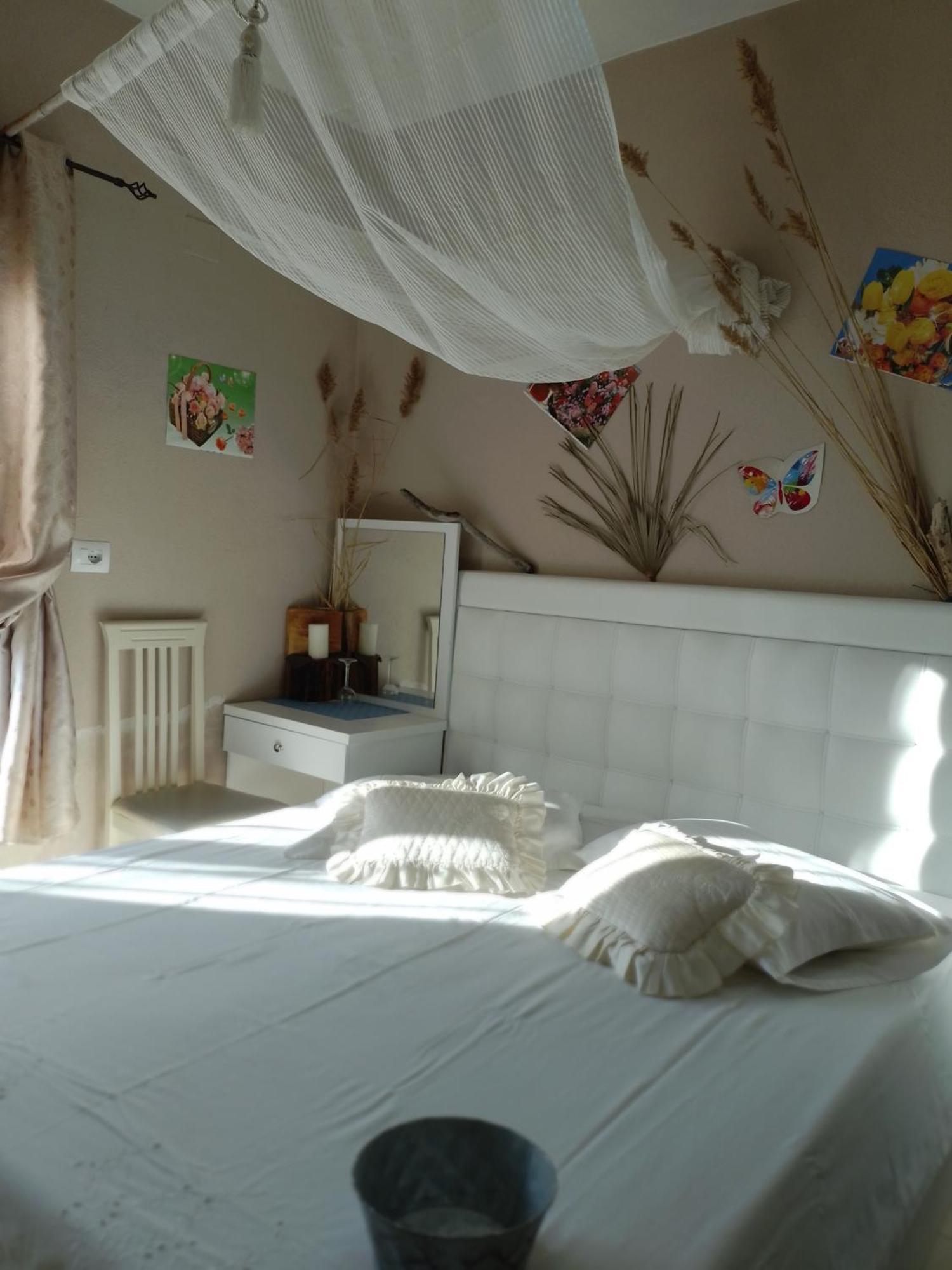 Hotel Villa Stone Dream Bar Restaurant Udenisht Kültér fotó