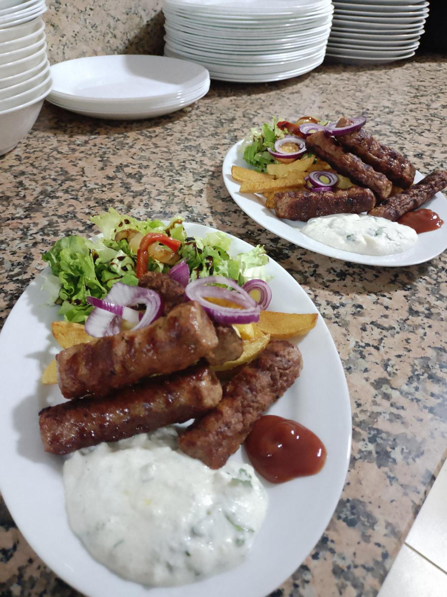 Hotel Villa Stone Dream Bar Restaurant Udenisht Kültér fotó