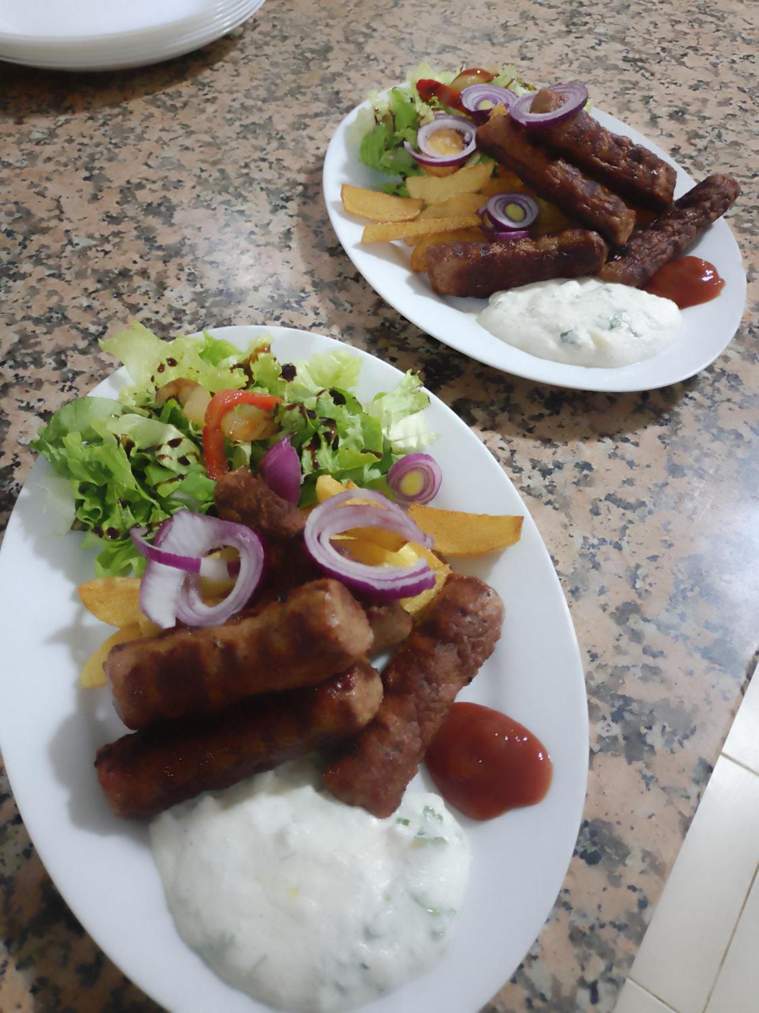 Hotel Villa Stone Dream Bar Restaurant Udenisht Kültér fotó